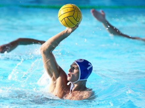 Χαλαρή και άνετη πρεμιέρα για Ολυμπιακό