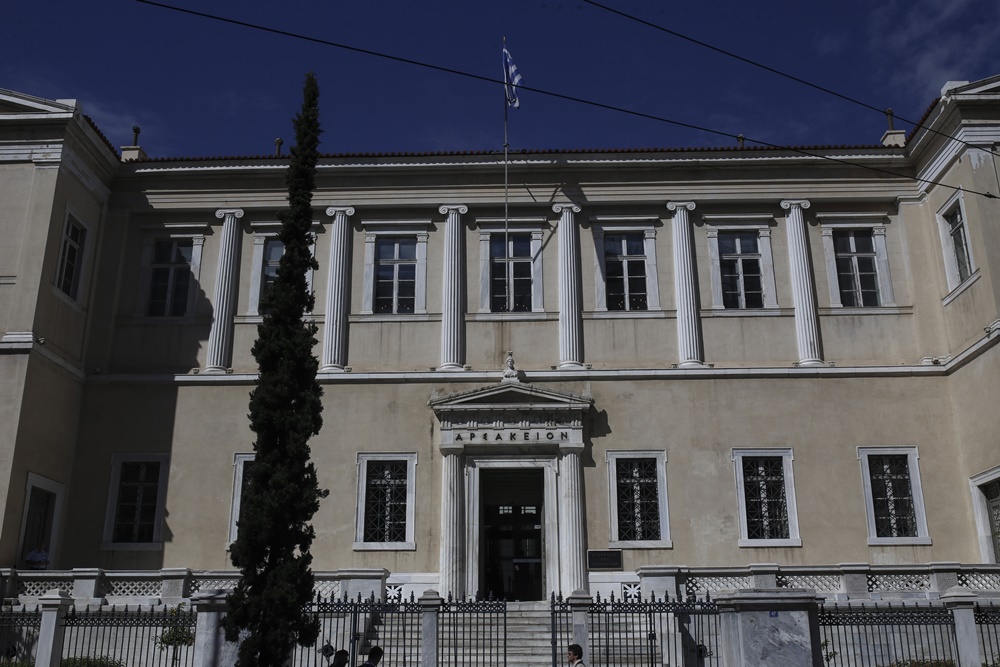 «Παγώνει» ο πρόεδρος του ΣτΕ την υπουργική απόφαση για τα «πόθεν έσχες» και για τα μέλη του ΝΣΚ