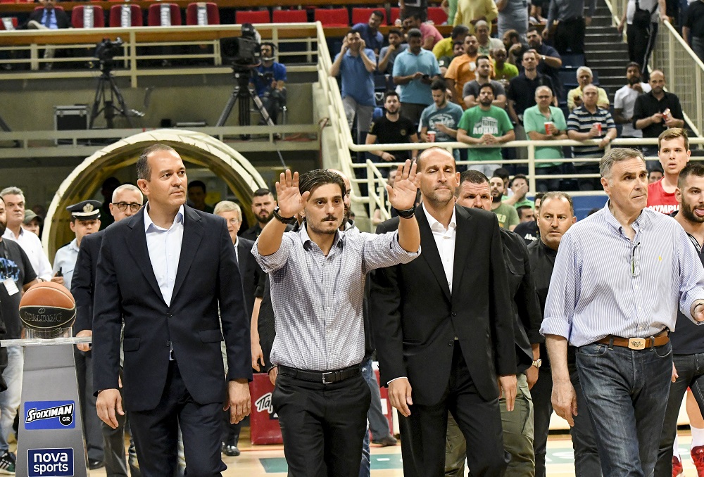 Προκαλεί Αγγελόπουλο ο Γιαννακόπουλος (pic) | to10.gr Προκαλεί Αγγελόπουλο ο Γιαννακόπουλος (pic) | to10.gr