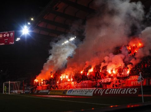 Χαμένοι στη μετάφραση για το πανό…