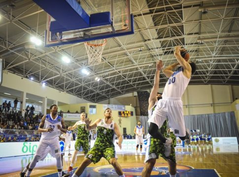 Κύμη – Φάρος Λάρισας 70 -71