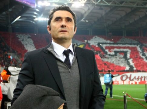 Ο Ερνέστο είναι Κύριος, δεν είναι ένας από εσάς…