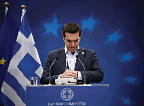 Ούτε Μαδούρο, ούτε Παπάγος