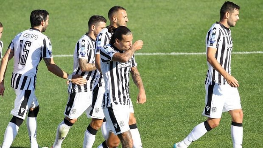 Τελειώστε τους…