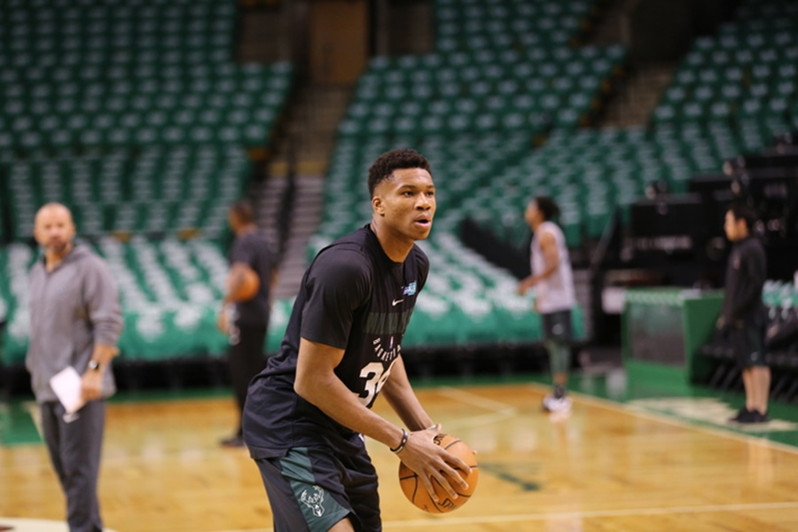 Ο «Greek Freak» πλέον τρομάζει και εμπνέει σεβασμό