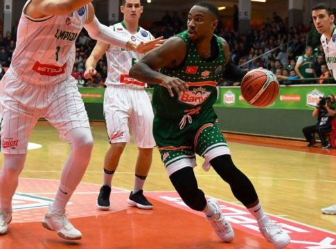 «Πάνοπλη» η Μπάνβιτ στο ΟΑΚΑ