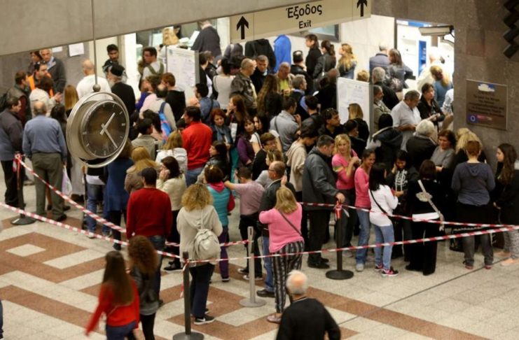 Ηλεκτρονικό εισιτήριο: Ταλαιπωρίας το ανάγνωσμα! Ουρές και ένταση (vids)