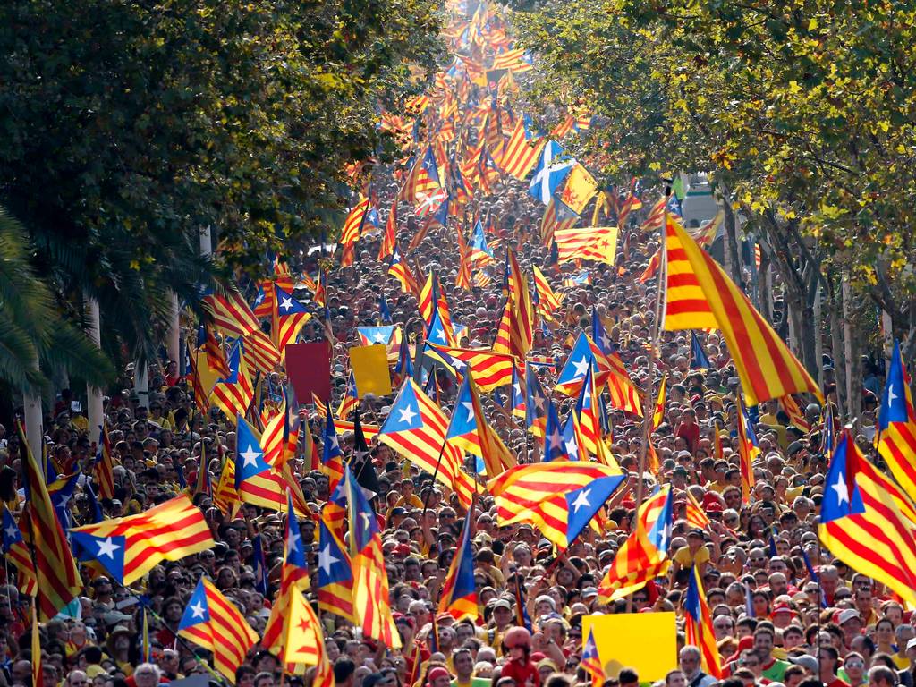 Η Μαδρίτη αντιδρά: Να τεθεί υπό κηδεμονία η Καταλονία!