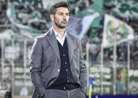 Πλάνο διετίας ζήτησε ο Κωνσταντίνου από Ουζουνίδη – «Να βγει πρώτα η χρονιά», η απάντηση