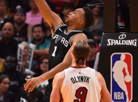 Ασταμάτητοι Σπερς και Χόρνετς, δύσκολα οι Μάβερικς! (vids)