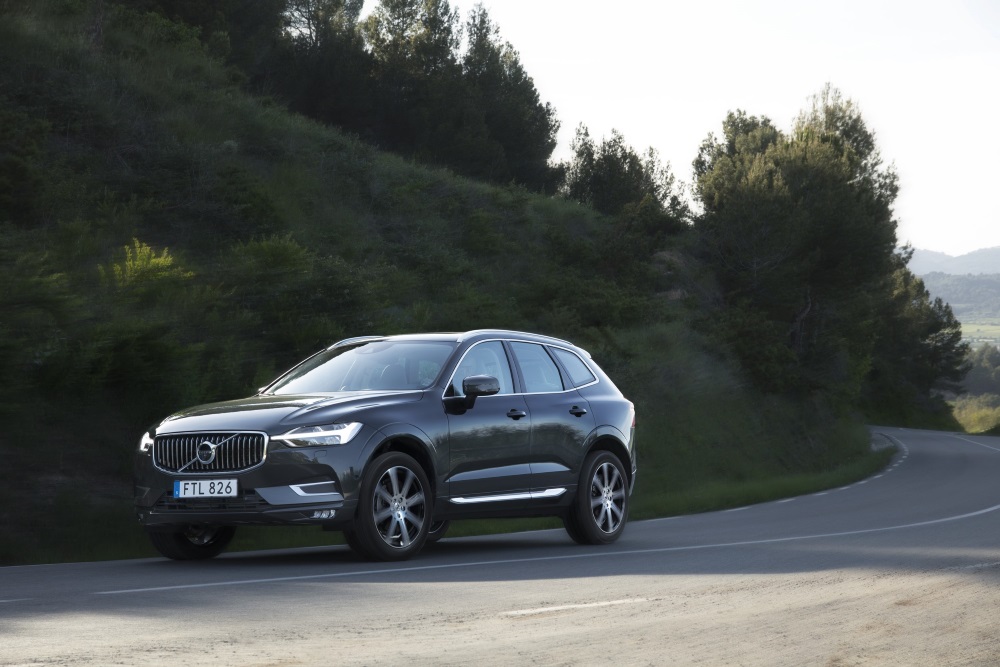 Με XC60 η Volvo στην Αυτοκίνηση