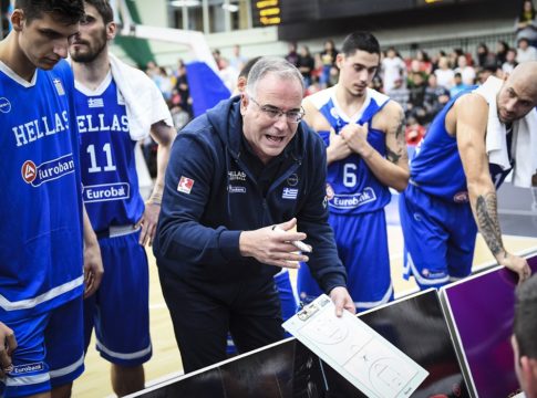 Εθνική Ελλάδας : Τα παιδιά της ανάγκης