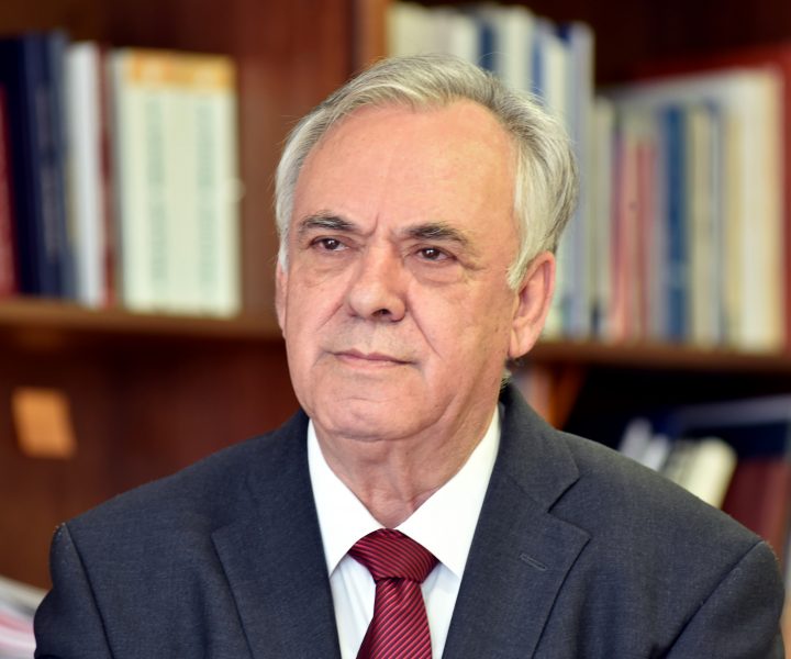 Γ. Δραγασάκης :  Βολές κατ’ όσων ζητούν πιστοληπτική γραμμή