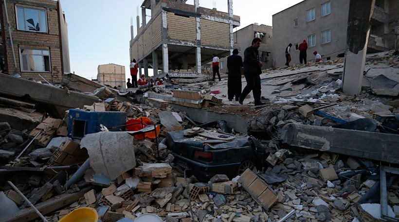 Σεισμός : Έφτασαν τους 483 οι νεκροί στο Ιράν