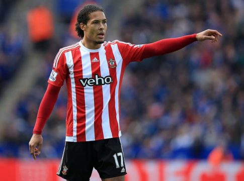 Λίβερπουλ : Ο Έλληνας του Λίβερπουλ που έστειλε μήνυμα στον Φαν Ντάικ (pic)