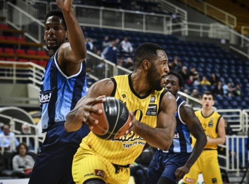 Περίπατος της ΑΕΚ με Κόροιβο (86-60)