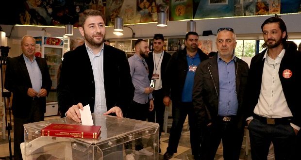 Νίκος Ανδρουλάκης: Μην αφήσετε την ελπίδα να σβήσει
