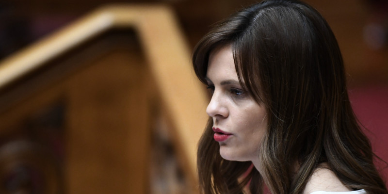 Αχτσιόγλου: Προτεραιότητά μας η αντιμετώπιση της αδήλωτης εργασίας