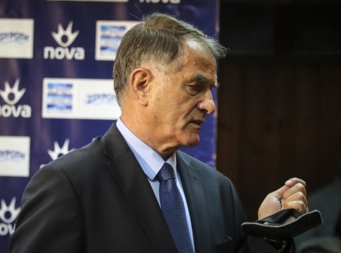 Μπάγεβιτς : «Θα δυναμώσουμε την ομάδα για το πρωτάθλημα»