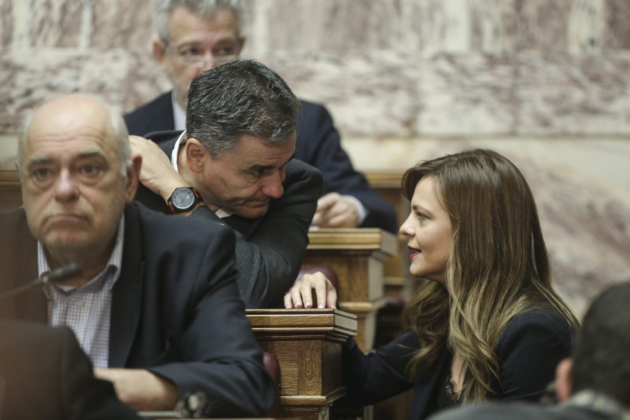 Τηλεδιάσκεψη οικονομικού επιτελείου- θεσμών