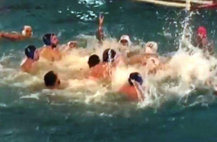 Ιταλία: Ξύλο σε αγώνα πόλο (vid)