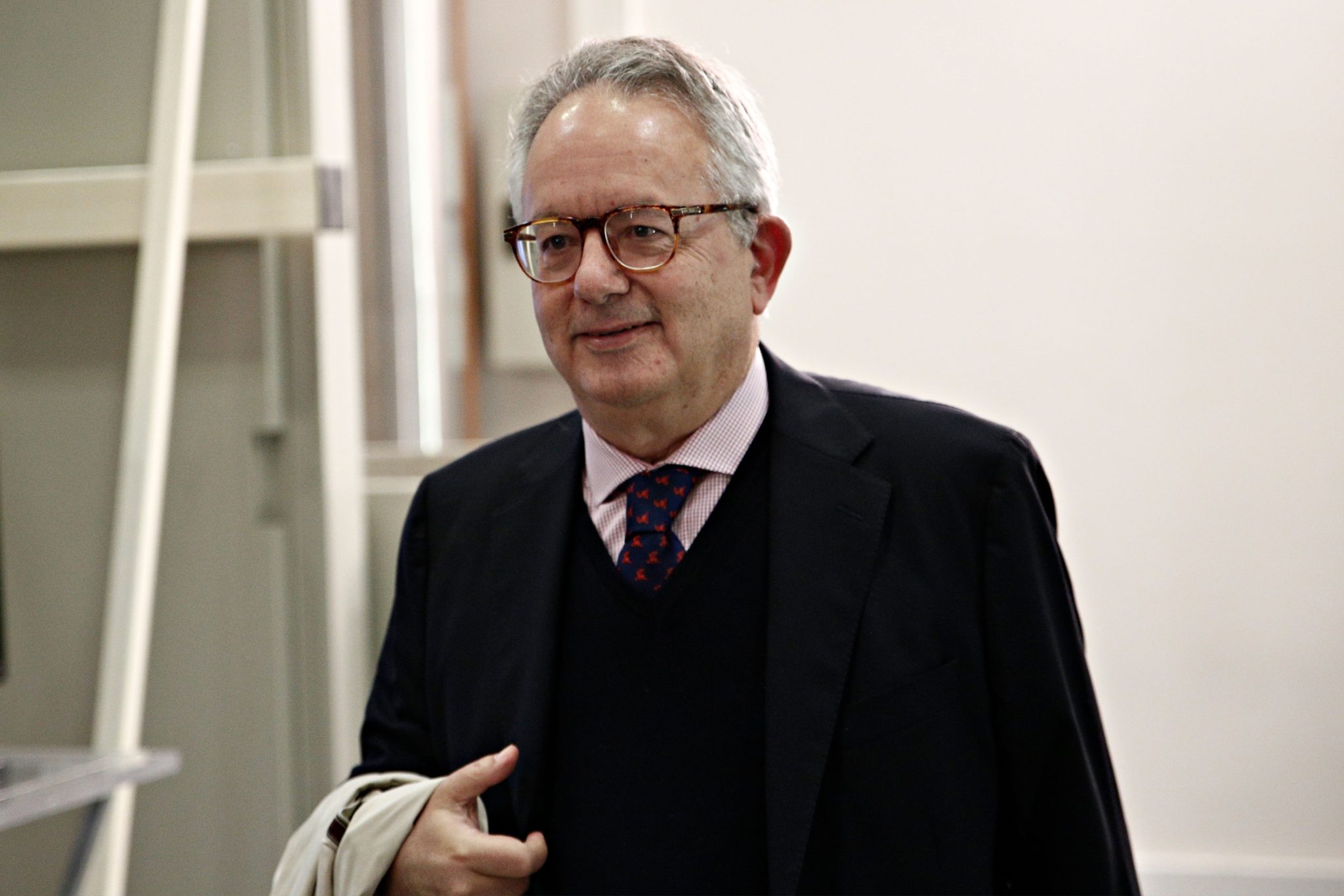 Αλιβιζάτος: Μόνον η επιτροπή Διαδικασιών και Δεοντολογίας έχει το δικαίωμα να τυπώνει ψηφοδέλτια