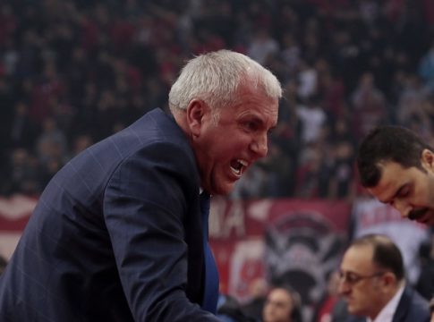 Φενέρμπαχτσε – Ολυμπιακός : Όταν ο Ζέλικο χάνει από τη διαιτησία…