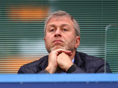 Στην προπόνηση της Τσέλσι ο Αμπράμοβιτς, ανησυχεί ο Κόντε