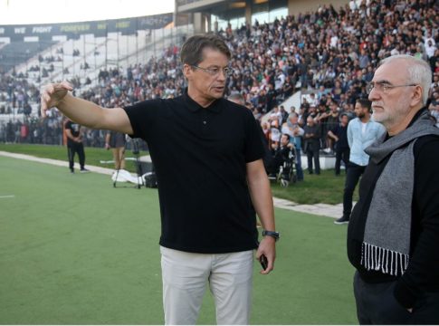 Η ασπρόμαυρη διαιτητική χορωδία και οι… ερασιτέχνες