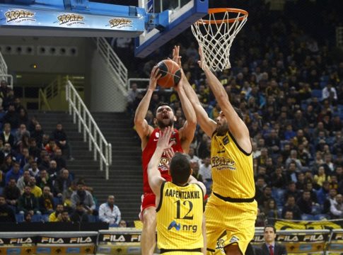 LIVE : ΑΕΚ – Ολυμπιακός 66-62 (ΤΕΛΙΚΟ)