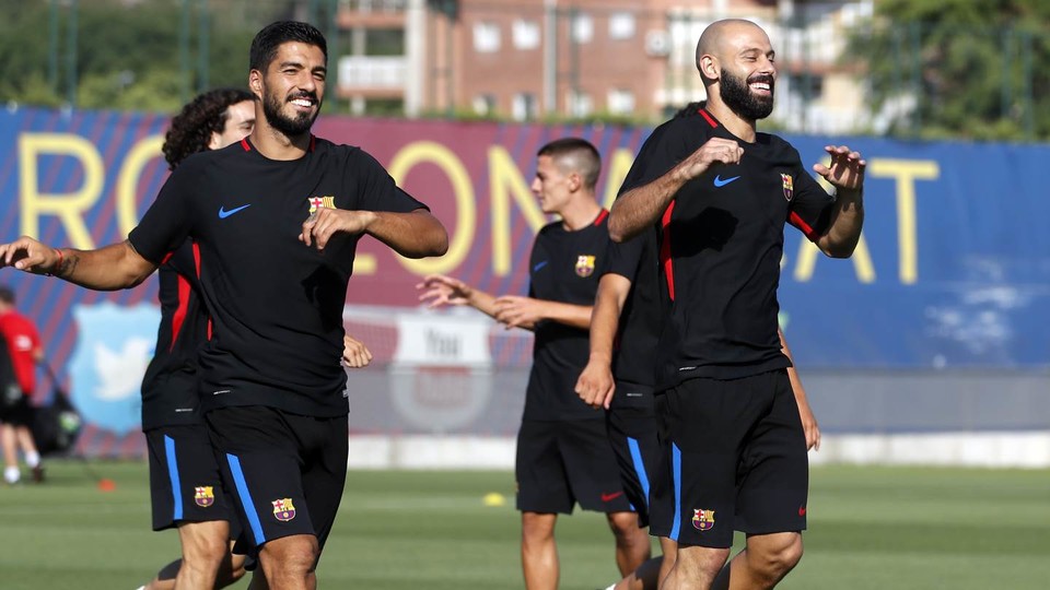 Η νέα ΤΡΑΓΙΚΗ φανέλα της Μπαρτσελόνα (pics)