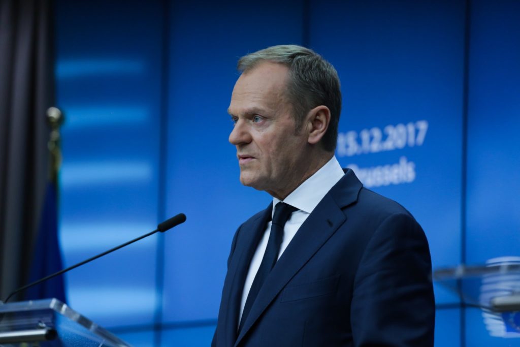 Τουσκ: Συμφωνία για το προσφυγικό έως τον Ιούνιο
