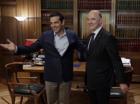 Συνάντηση Τσίπρα – Μοσκοβισί – συμφώνησαν στην ανάγκη νέων θέσεων εργασίας