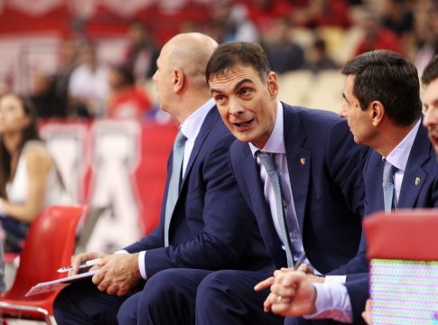 Ολυμπιακός: Έρχεται στην Αθήνα ο Μπαρτζώκας, αναλαμβάνει άμεσα