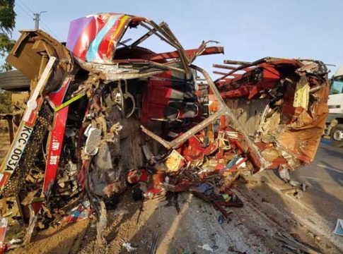 Αιματηρό τροχαίο με τριάντα νεκρούς στην Κένυα