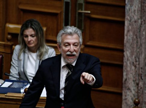 Nέα παρέμβαση Κοντονή για τα «πόθεν έσχες»: Απαραίτητη η δήλωση μετρητών και πολύτιμων ειδών