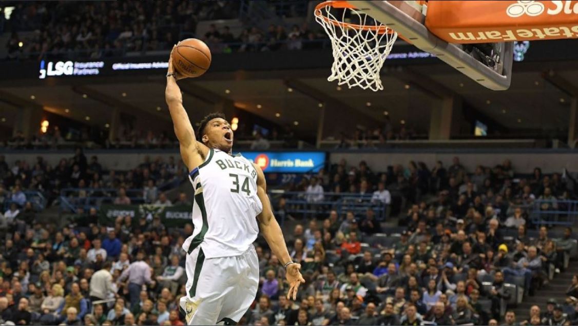 NBA : Οκτώ από τα εκατό καλύτερα καρφώματα ανήκουν στον Αντετοκούνμπο
