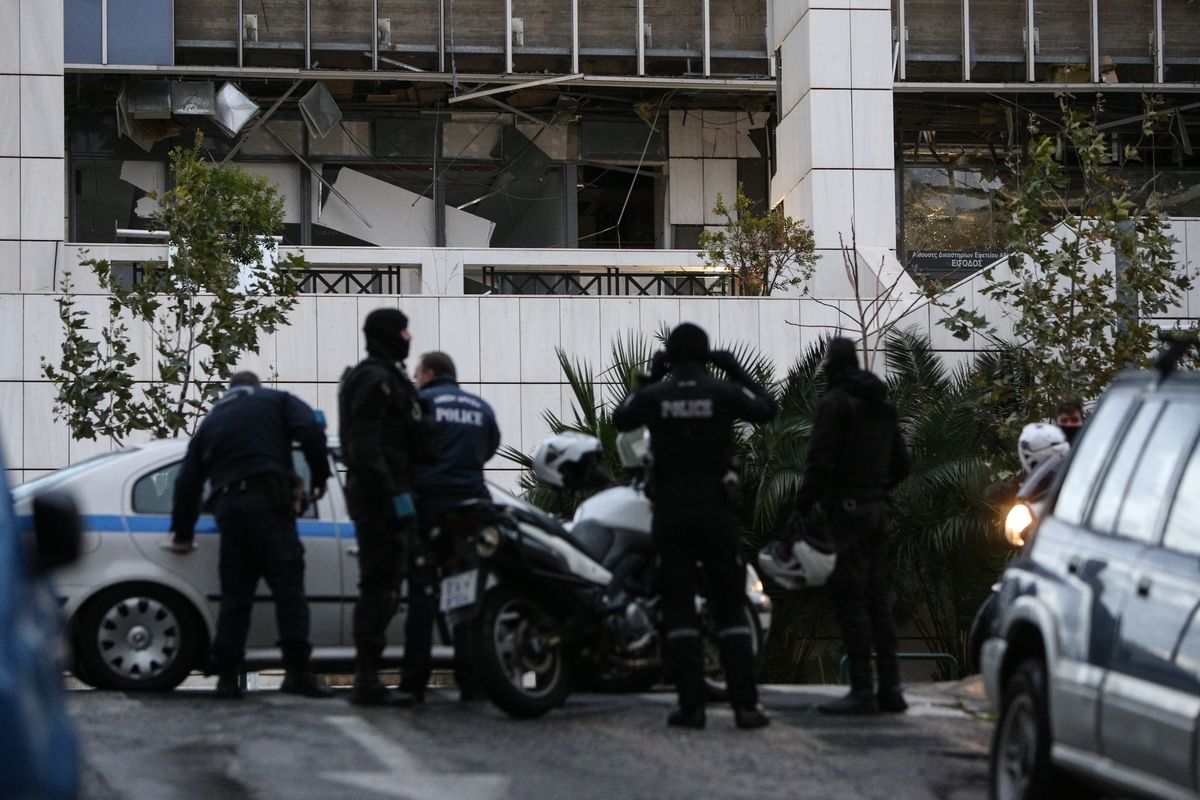 Μετά τη βόμβα στο Εφετείο βαριές κουβέντες ανταλλάσσουν υπουργός Δικαιοσύνης και δικαστικές ενώσεις