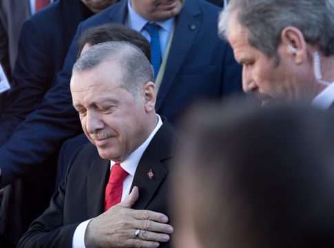 Ερντογάν από την Κομοτηνή: Δεν είναι δυνατόν να βάλουμε στην άκρη την ελληνική σημαία