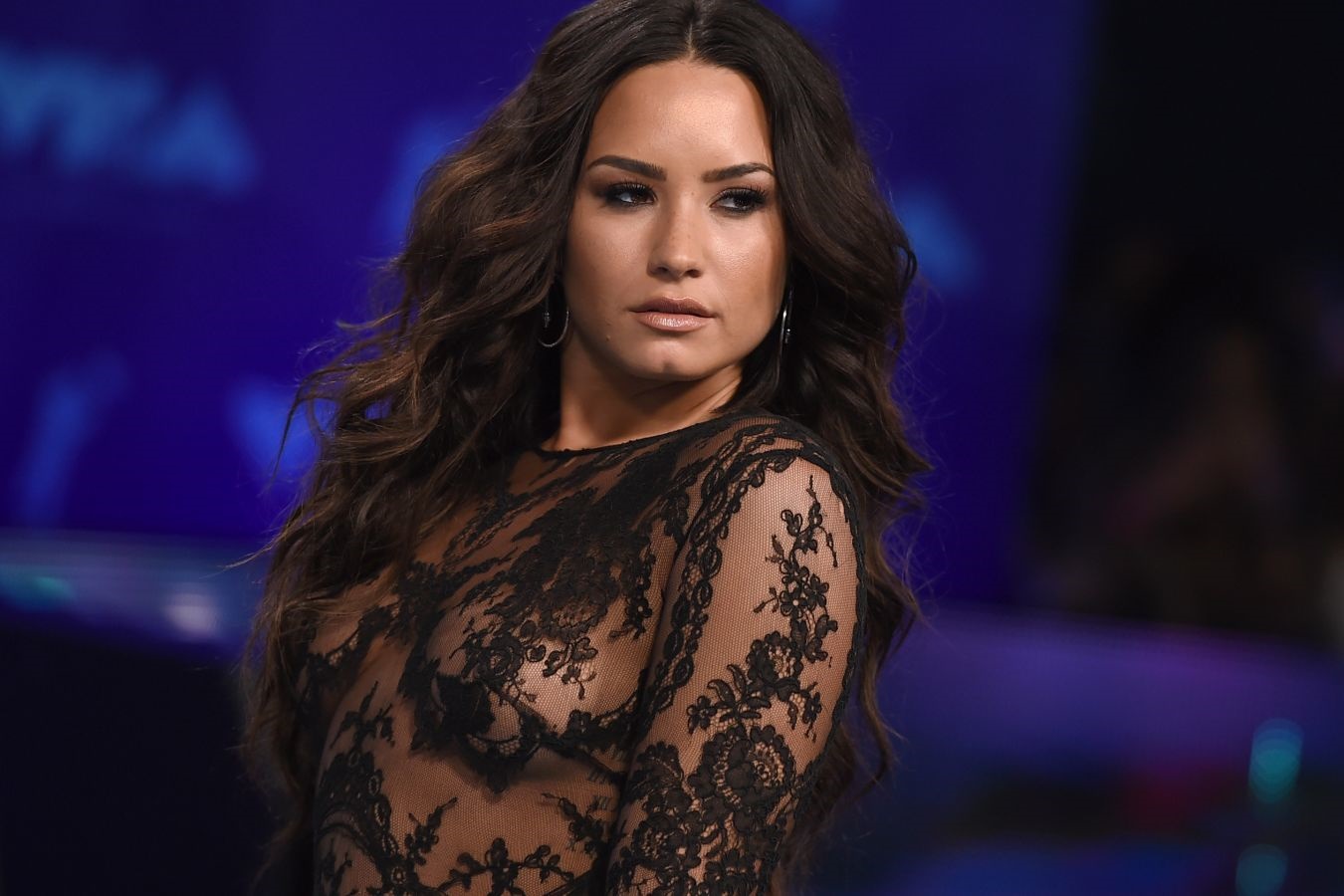 Χειμωνιάτικος… καύσωνας η Demi Lovato