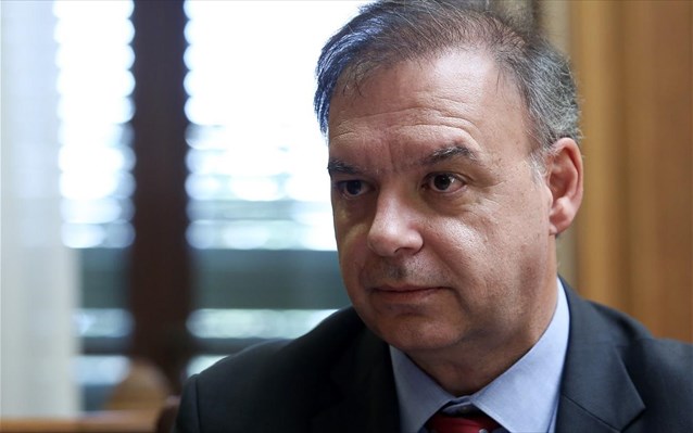Π. Λιαργκόβας : Προβλέπει «ανάπηρη» έξοδο από τα μνημόνια