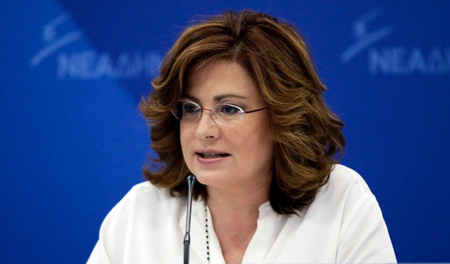 M. Σπυράκη: Aν δεν ομονοήσουν οι ΣΥΡΙΖΑΝΕΛ για την ΠΓΔΜ δεν υπάρχει Κυβέρνηση