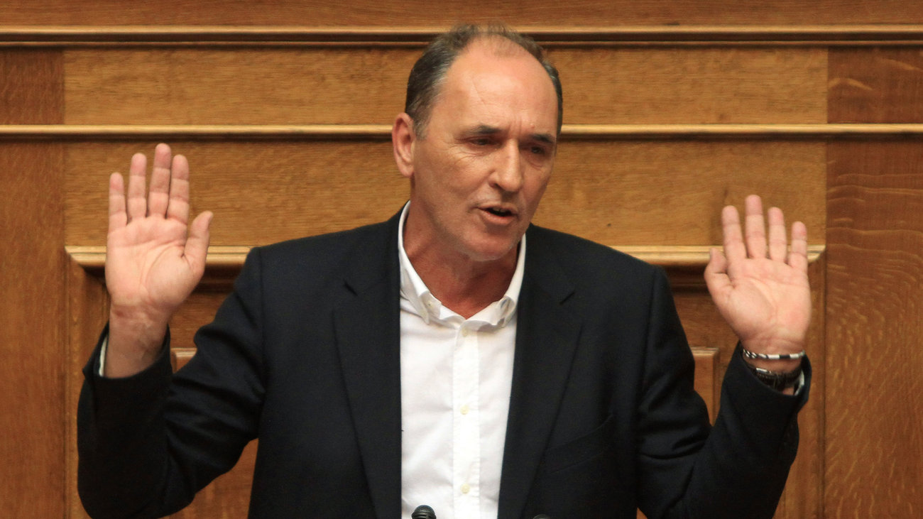 Σταθάκης: Η πρώτη κατοικία προστατεύεται πλήρως