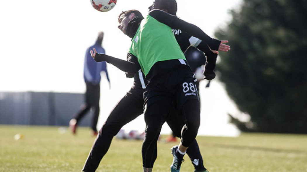 ΠΑΟΚ : Προσήλωση στην τακτική στην τελευταία προπόνηση του 2017