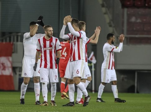 Αυτοί που χειροκρότησαν, ξέρουν