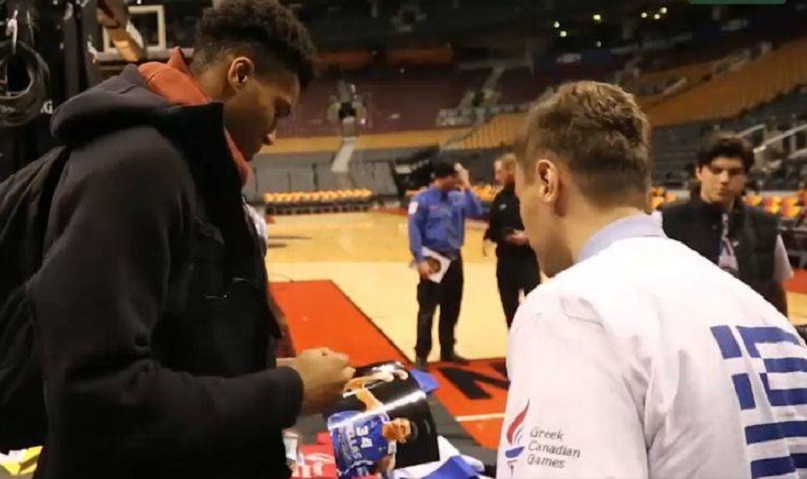 Έκαναν 540 χιλιόμετρα για να δουν τον Γιάννη (pic)