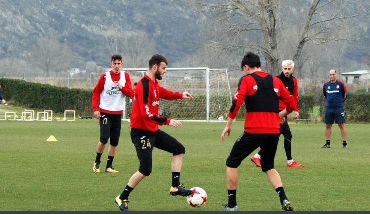 Ξάνθη : Επαγγελματίες οι Θυμιάνης και Οκάν