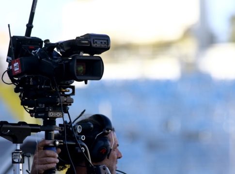 Σούπερ Λίγκα : Ενωμένοι οι 12 μικρομεσαίοι για την κεντρική διαχείριση