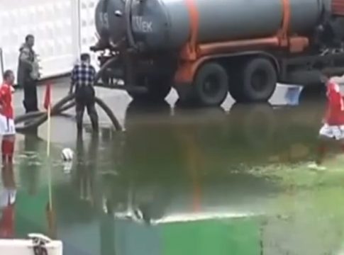 Ανεπανάληπτη εκτέλεση κόρνερ στο Καζακστάν (vid)