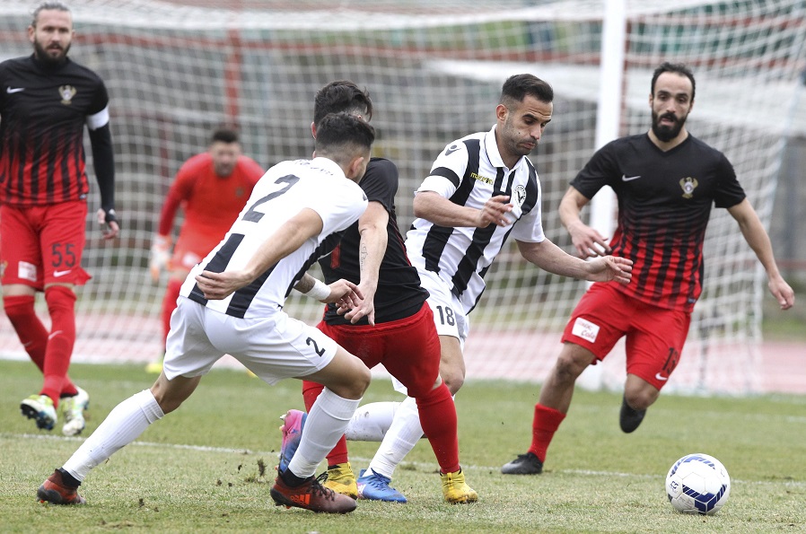 Football League : Πέρασε από το Αίγιο ο ΟΦΗ, ισοπαλία στην Καλαμαριά